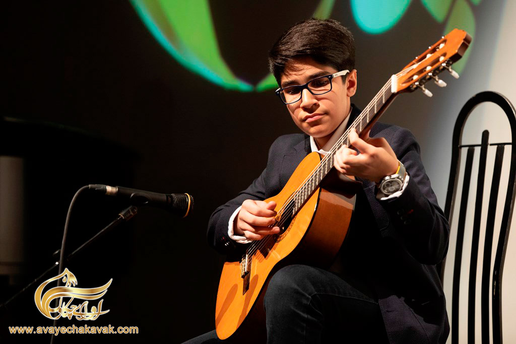 آموزش ساز های مختلف در آکادمی موسیقی آوای چکاوک