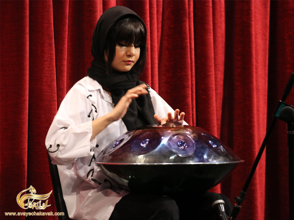 نواختن هنگ درام