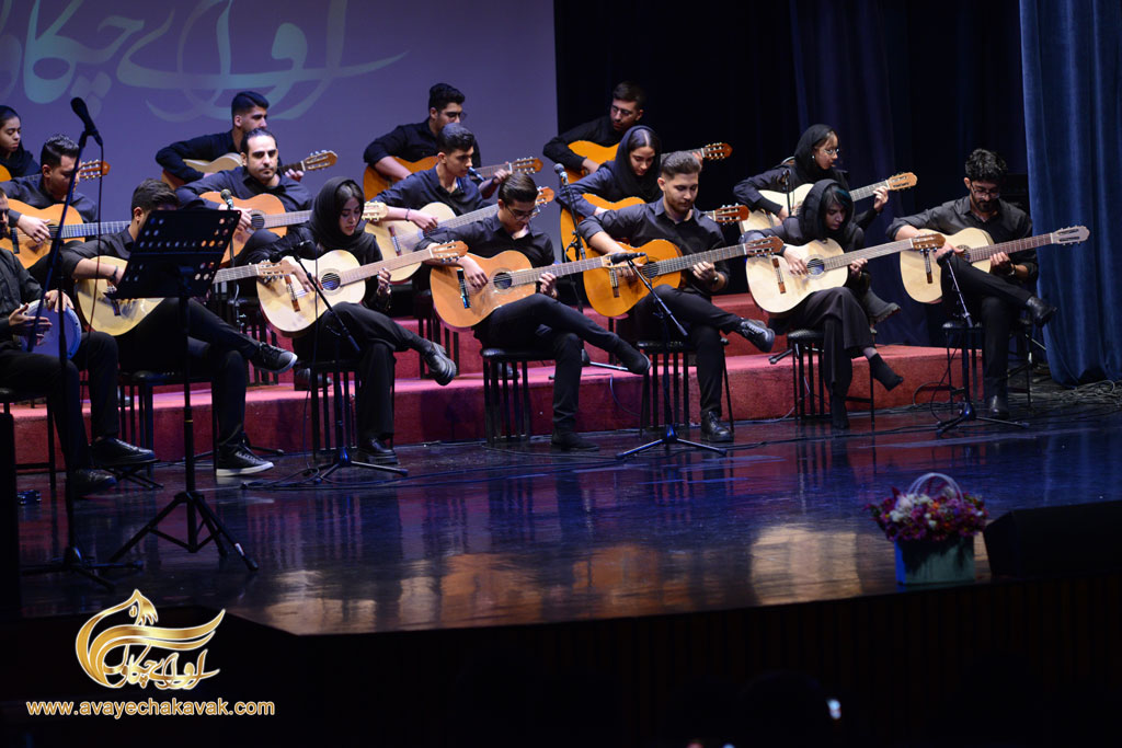 تأثیر هم‌خوانی و اجرای گروهی در رشد هنری