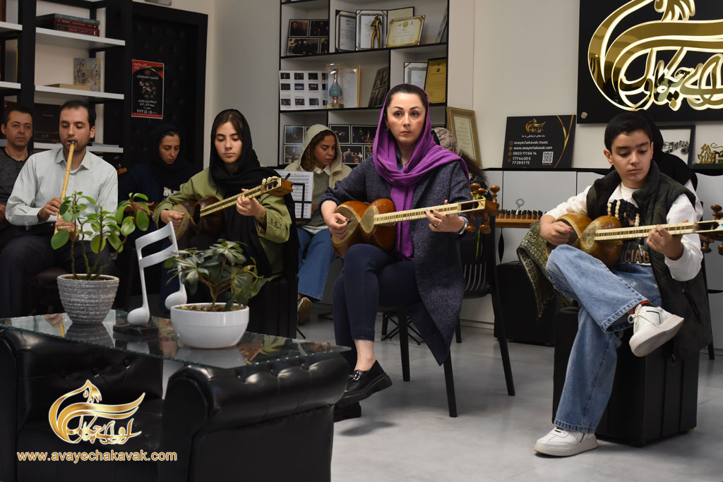 آموزشگاه آوای چکاوک در تهرانپارس