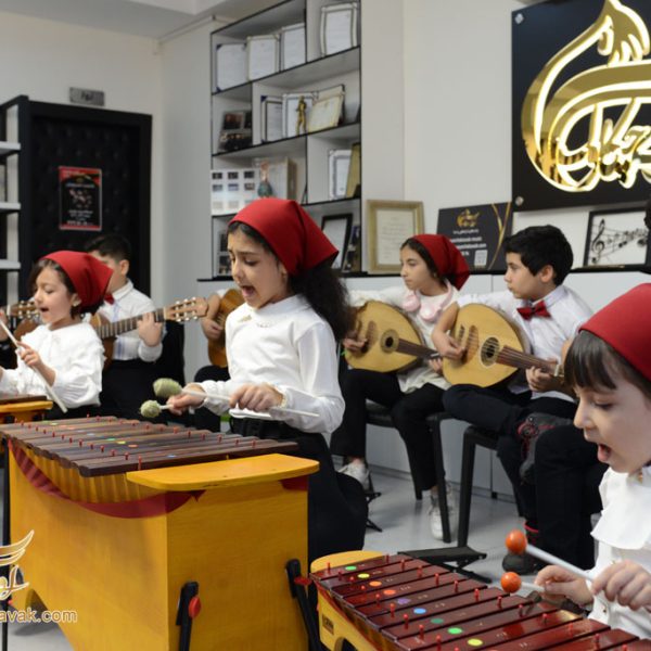 کلاس‌های آموزش موسیقی در فلکه سوم تهرانپارس – بهترین آموزشگاه موسیقی تهرانپارس