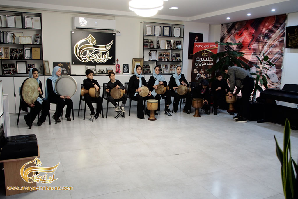 آموزش تئوری، سلفژ، هارمونی و آهنگسازی در آکادمی تخصصی با مجوز درجه یک از وزارت ارشاد